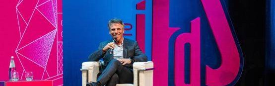 世预赛下注-佐拉的故事魔盒：一次劫案、一粒点球与一段旅程