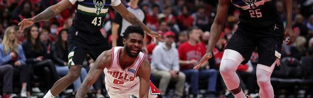 世预赛投注-30分惨败创队史纪录！公牛耻辱一战送还主场优势