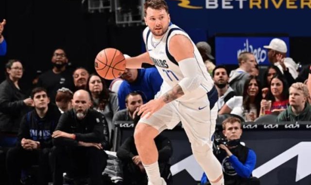 韦少已非三双代名词 东契奇刷两纪录再破三双极限