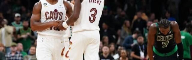 世预赛投注-勒韦尔米切尔合砍82分！绿军防守已成提款机